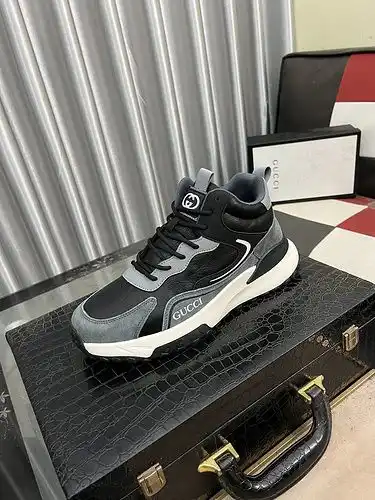 Código de zapatos masculinos Gucci 6b talla 3844