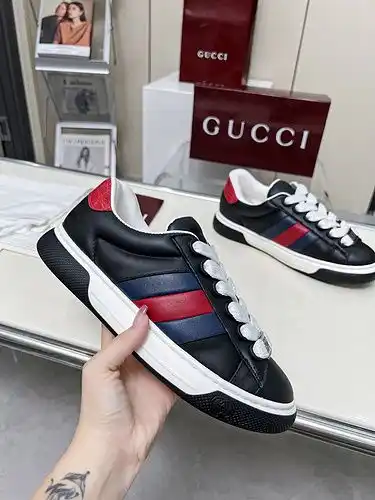 Guqi zapatos masculinos y femeninos Código C8 mujer 34 hombre 44