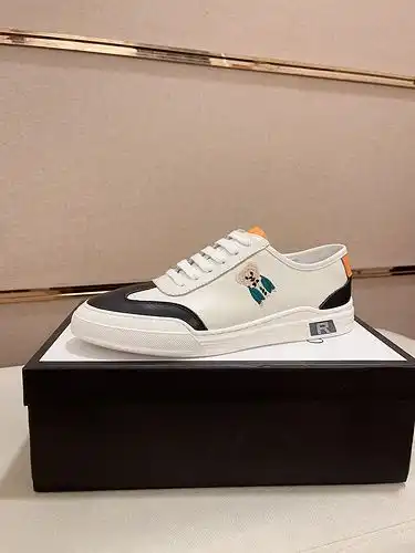 Código de zapatos masculinos Gucci 8b talla 3844