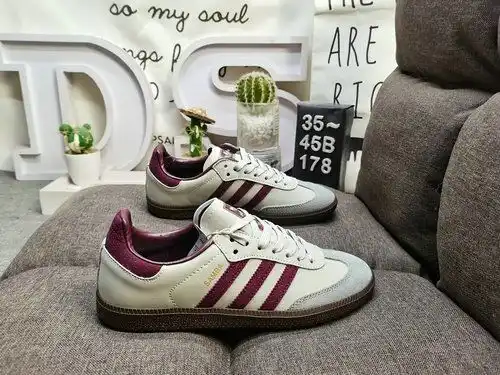 1D78DAdidas SAMBA OG ID1D482C, a classic Originals from nearly 70G years ago, features a sleek shoe 
