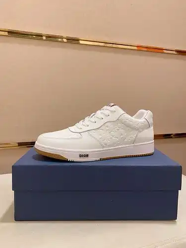 Código de zapatos masculinos Dior 8b7 talla 3844