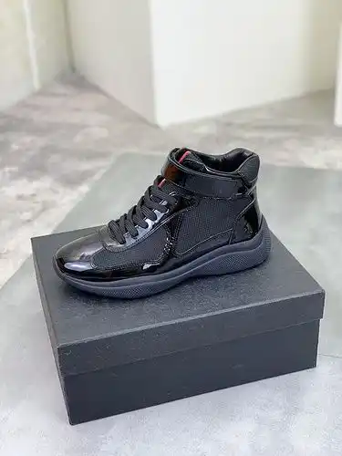 Código de calzado masculino Prada 3c3 talla 3944384 personalizado