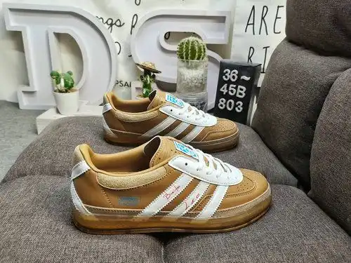 80G3DAdidasBad Bunny x Adidas Gazelle Indoor Trainers JR0G1D82C adopts a combination of suede and en