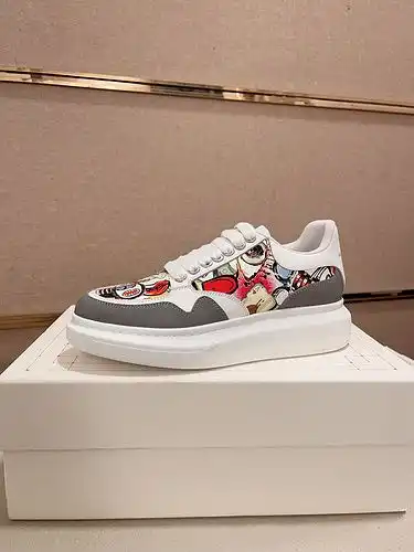 McQueen zapatos masculinos y femeninos 8C2 Código femenino 339 Código masculino 3844