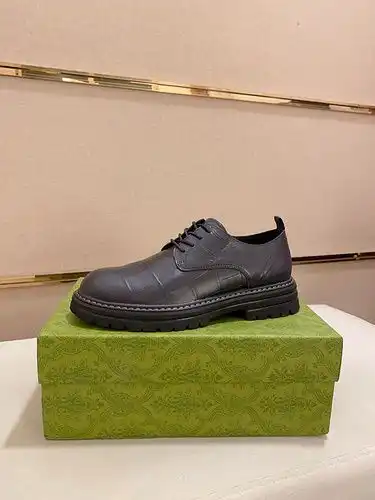 Código de zapatos masculinos Gucci 8b8 talla 3844