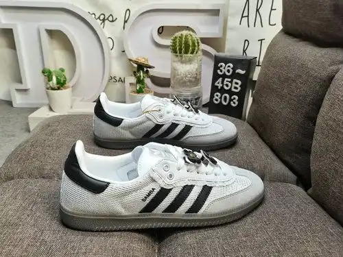 80G3Dadidas SAMBA OG W IH3371D, a classic Originals from nearly 70G years ago. The original suede le