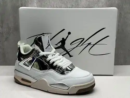 Aj4 Iron Man colabora 36475x