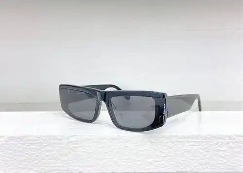 Bb3s