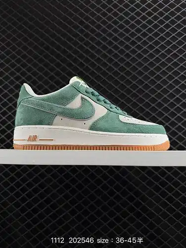 El 2c30g Nike Air Force 1D 0g7 Air Force one, una zapatilla deportiva casual multifuncional de parte