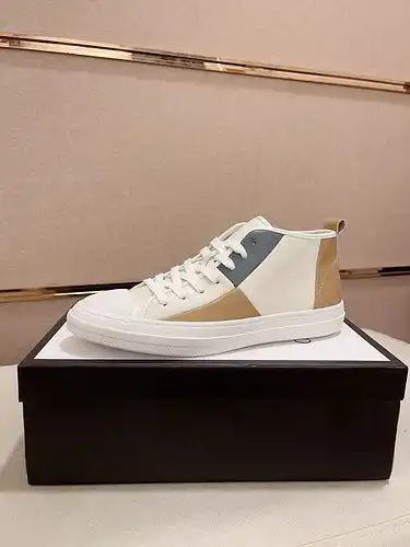 Código de zapatos masculinos Gucci 8b6 talla 3844