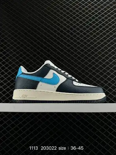 El 1d1d0g Nike Air Force 1D Low es una zapatilla deportiva casual multifuncional con un rendimiento 