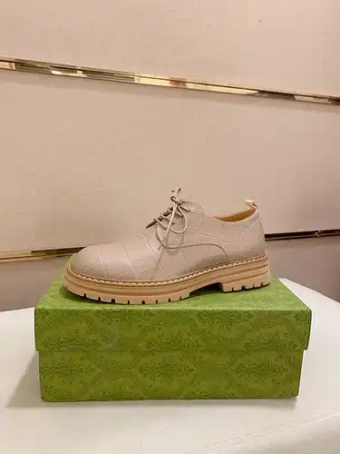 Código de zapatos masculinos Gucci 8b8 talla 3844