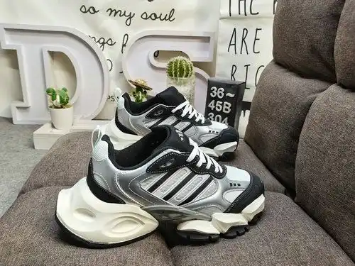 La versión original de desarrollo en papel final de 30g4dadidas xlg Runner Deluxe ih0g42c9e utiliza 