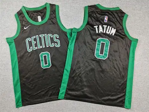 Ropa infantil celta Po talla Tatum negro