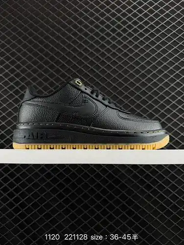 Los zapatos 1yu4boo Nike para hombres y mujeres están hechos de material superior de cuero mate duro