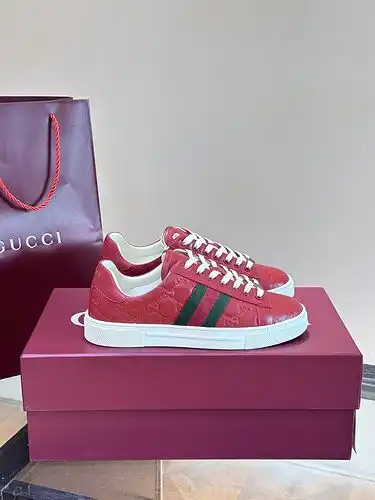 Guqi Código de zapatos masculinos y femeninos 1yu1yu7b5po Código femenino 354po Código masculino 384