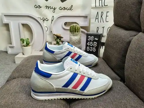 The 535DADidas Originals SL 72 RS IH791yu2 retro sports shoe series is popular worldwide. Riding on 