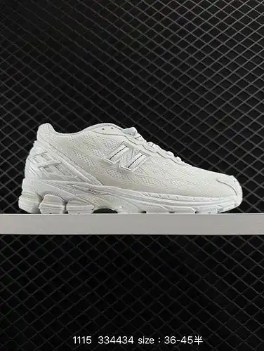 La colección 1yu7boo new balance m1yu9poo 6 es un zapato retro de un solo artículo con elementos ret