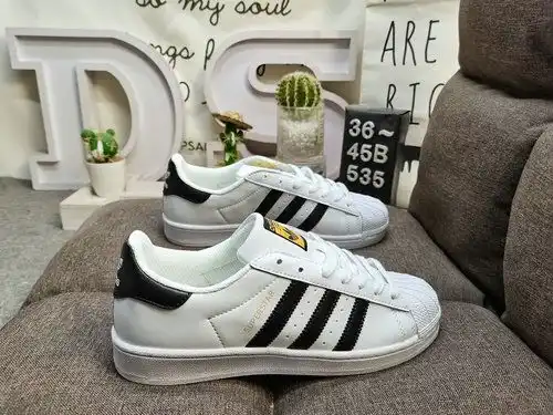 535D Adidas Originals SUPERSTAR C771yu24 Shell Head Classic Versatile Casual Sports Board Shoes High
