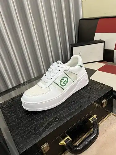 Guqi zapato para hombre código 1yu1yu28B4poo Talla3844
