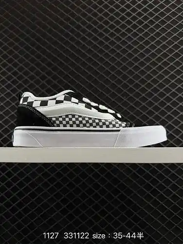 1yu1yupoo vans chukka hombres y mujeres empujan zapatos antideslizantes y resistentes al desgaste de