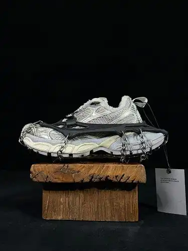 Versión de peluche de garra de hielo 3xl balenciaga 3xl zapatillas balenciaga 10ª generación 3xl Par