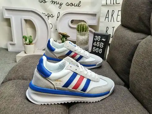 La colección de zapatillas retro 566das Originals SL 72 rtn es muy popular en todo el mundo y la mar