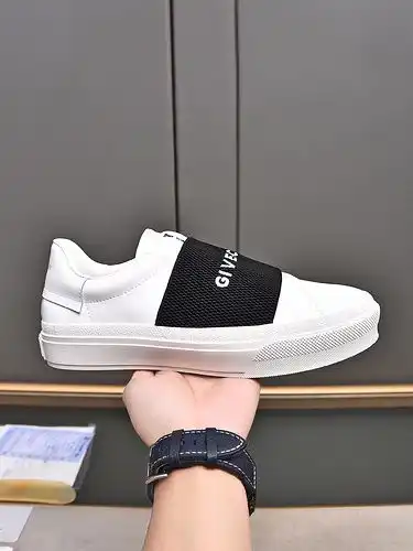 El Código de modelo masculino Givenchy 1yu2poo6b4poo mide 384445 46 se puede personalizar