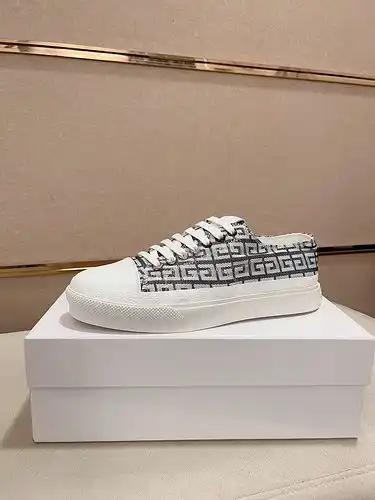 Givenchy Men 's Shoe talla 1yu1yu3poo b3poo talla 3844