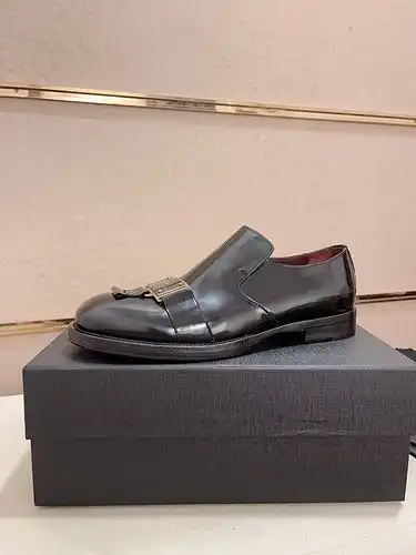 Código de calzado masculino DG 1yu1yu29d5po talla 3844