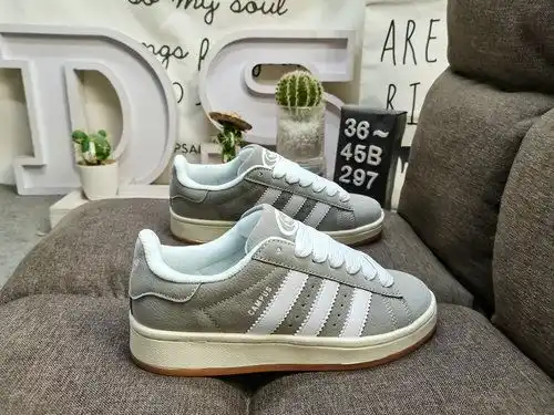 297D Adidas Campus Poopous crea elementos de la cultura hiphop de Tokio creando la serie TOKYO ENERG