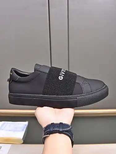 El Código de modelo masculino Givenchy 1yu2poo6b4poo mide 384445 46 se puede personalizar
