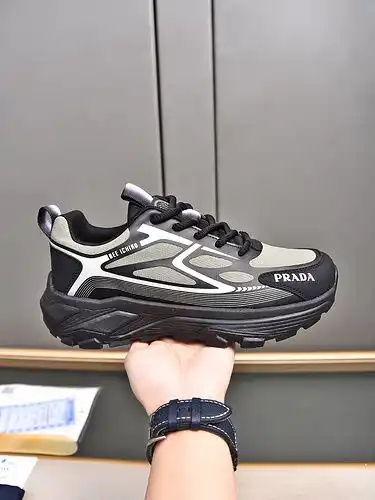 Prada hombre código 1yu2poo6B6poo Tamaño 3844