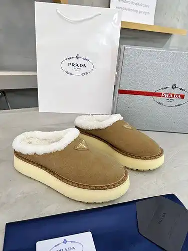Código de modelo femenino Prada 1yu2poo4c3poo talla 354poo