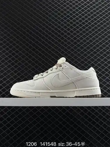 La parte superior de la clase corporativa 24poo Supreme x nike dunk SB Low up x Nike SB Low - top se