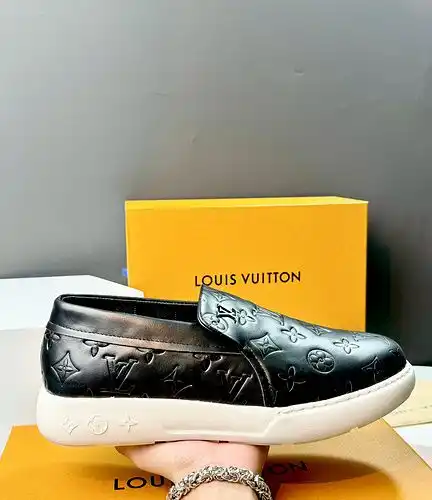 Talla masculina LV 1yu2poo 6b8poo talla 3844