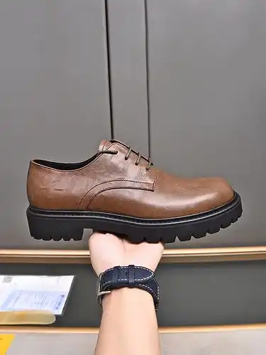 LV hombre código 1yu2poo6C5boo Tamaño 3844