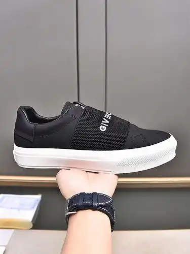 El Código de modelo masculino Givenchy 1yu2poo6b4poo mide 384445 46 se puede personalizar