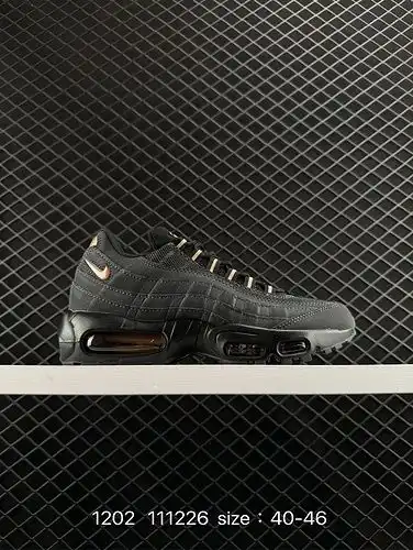 El zapato de entrenador alemán 1yu3poo, también conocido como el famoso modelo de zapato de entrenam