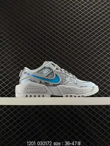 Los zapatos masculinos de la compañía 36poo actualizan la versión original de desarrollo de datos fi