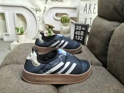 Los calcetines 1yu32dad Originals pufflette hp67popooo y la parte superior de las zapatillas de PAN 