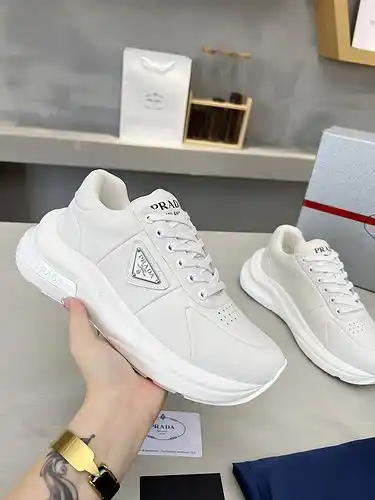 Código de modelo masculino Prada 1yu2poo4dpooo talla 39453846 se puede personalizar