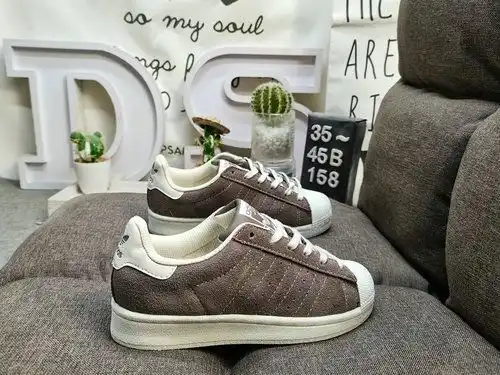 1yu58D Adidas Originales SUPERSTAR IF7677 Cabeza de concha clásica versátil Zapatos de mesa de depor