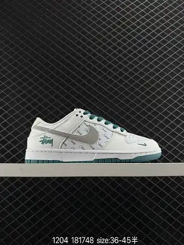 La parte superior de la clase corporativa 24poo, Stussy x nike dunk SB Low Stussy x Nike sb, parte i