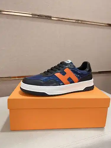 Código de modelo masculino Hermes 1yu222b3po talla 3844