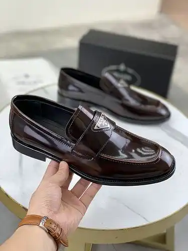 Talla masculina con suela de cuero Prada Código 1yu21yu4e4poo talla masculina 39443845 se puede pers