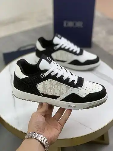 Código de estilo de pareja Dior 1yu224d220 talla femenina 354poo talla masculina 3846 talla masculin
