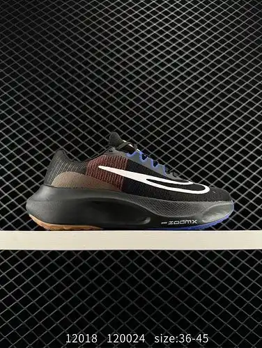 La zapatilla de correr masculina ultraligera 1yu2poo Nike NK zoom Fly 5 cuenta con una suela media h