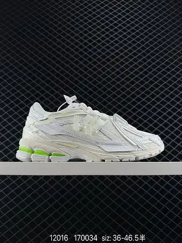 Los detalles del material del patrón del último zapato con elementos retro de la serie retro de la s