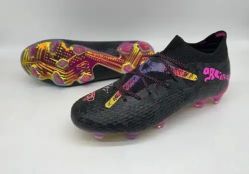 Arrived FG nail 2poo24 new Puma FG nail football shoes PUMA FUTURE 2poo24 3945